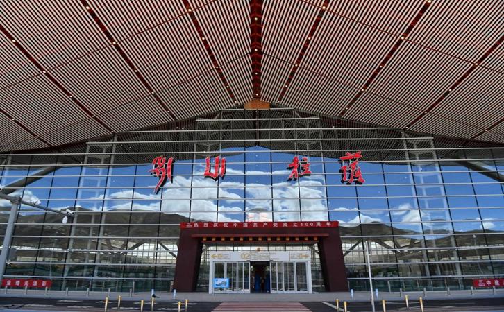 空運拉薩機場