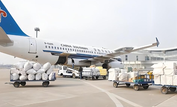 烏魯木齊機(jī)場貨運相關(guān)信息